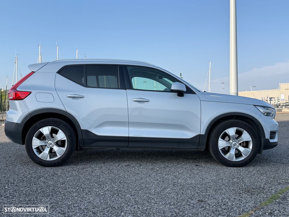 Volvo XC 40 1.5 T3 Momentum Geartronic - 8