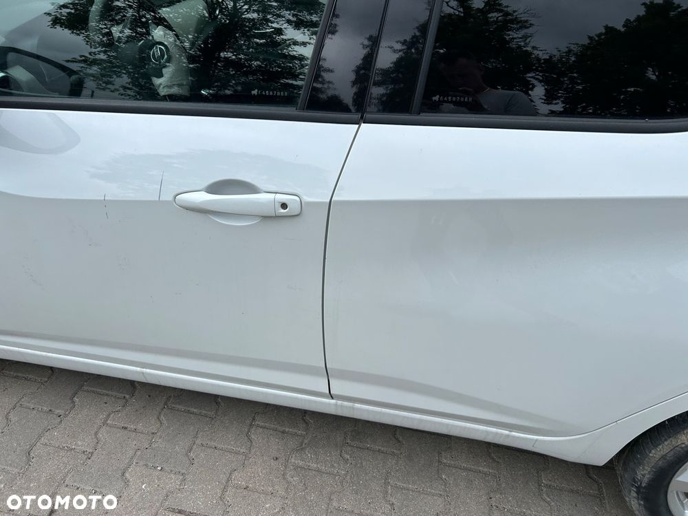 Nissan Micra - 27