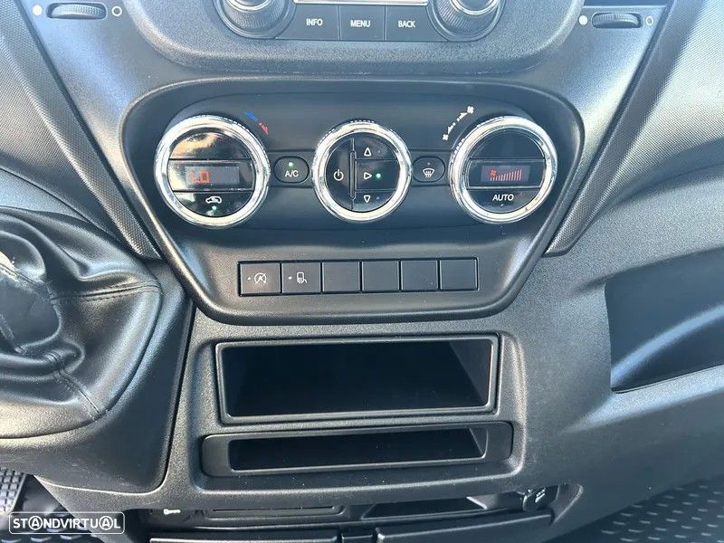 Iveco Daily Outro - 18