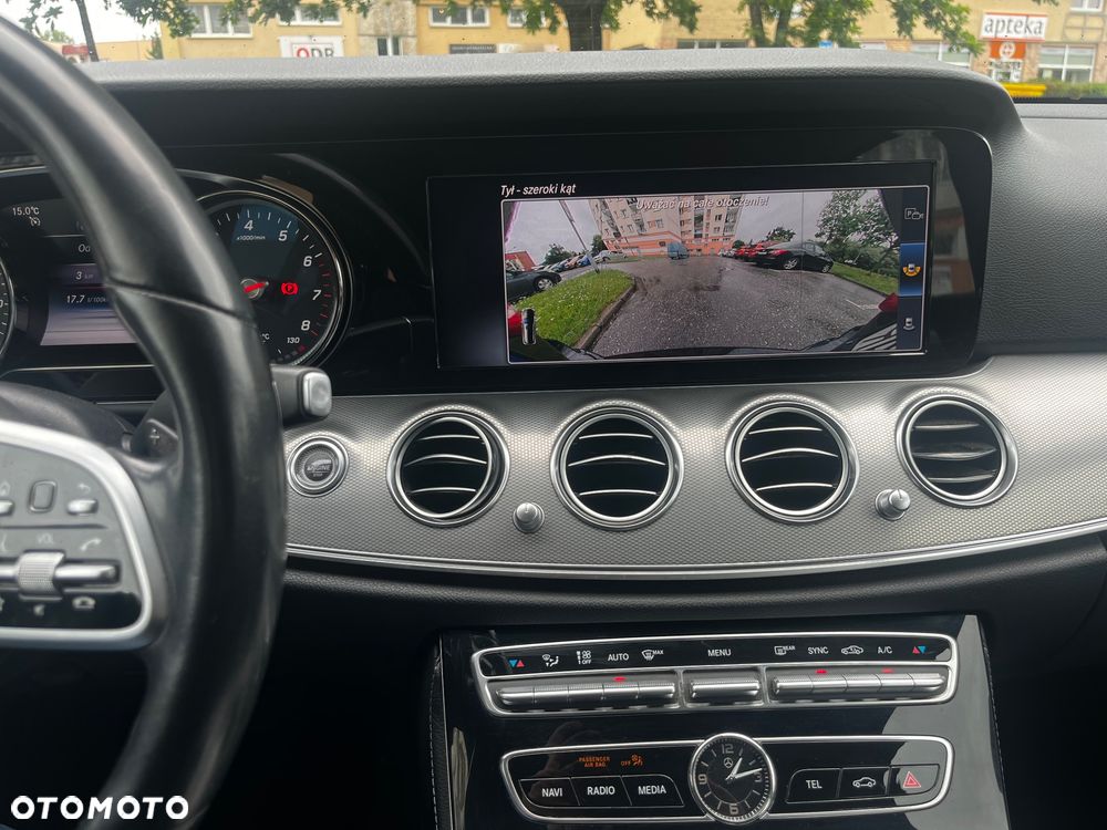 Mercedes-Benz Klasa E 200 9G-TRONIC Avantgarde - 13
