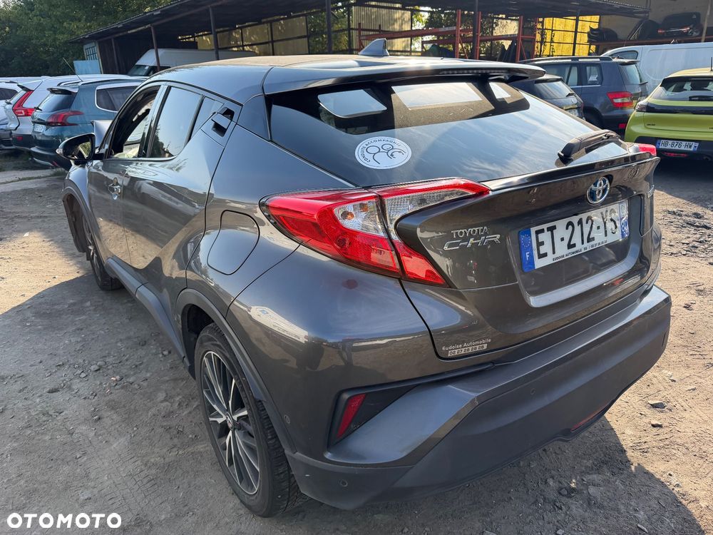 Toyota C-HR Lounge - 33