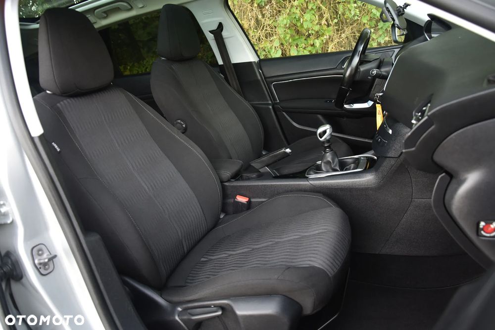 Peugeot 308 1.6 BlueHDi Business Line S&S - 23