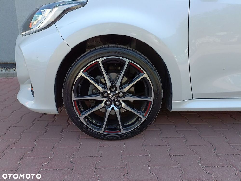 Toyota Yaris 1.5 GR Sport - 20