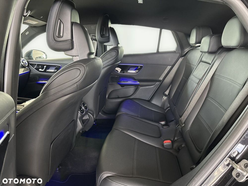 Mercedes-Benz GLC - 25
