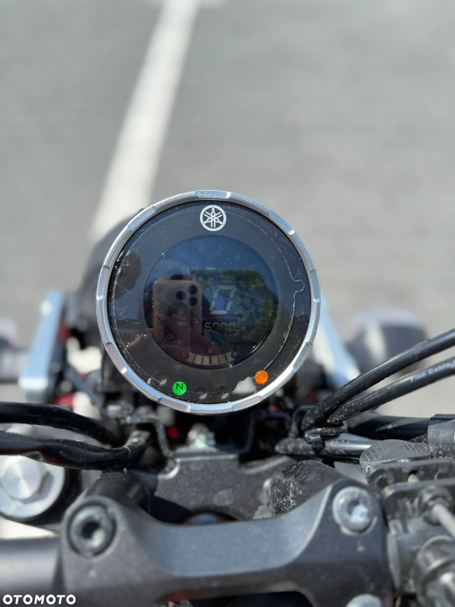Yamaha XSR - 6