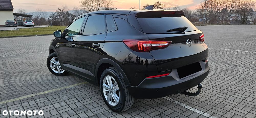 Opel Grandland X 1.2 Start/Stop Automatik INNOVATION - 2