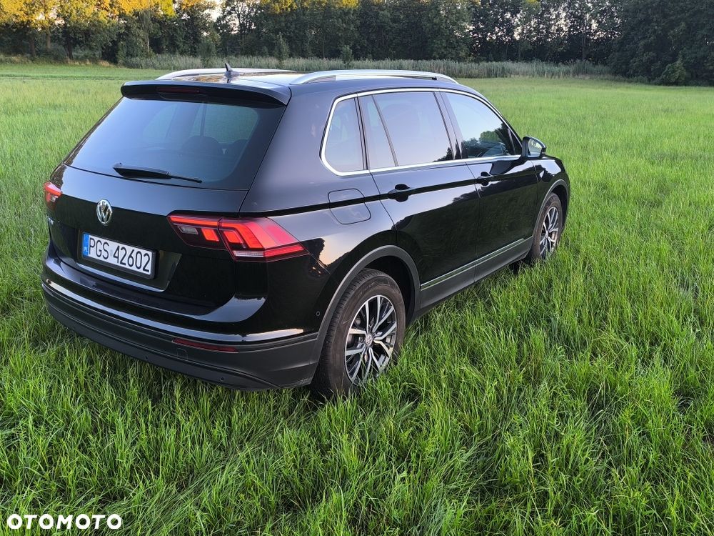Volkswagen Tiguan - 4