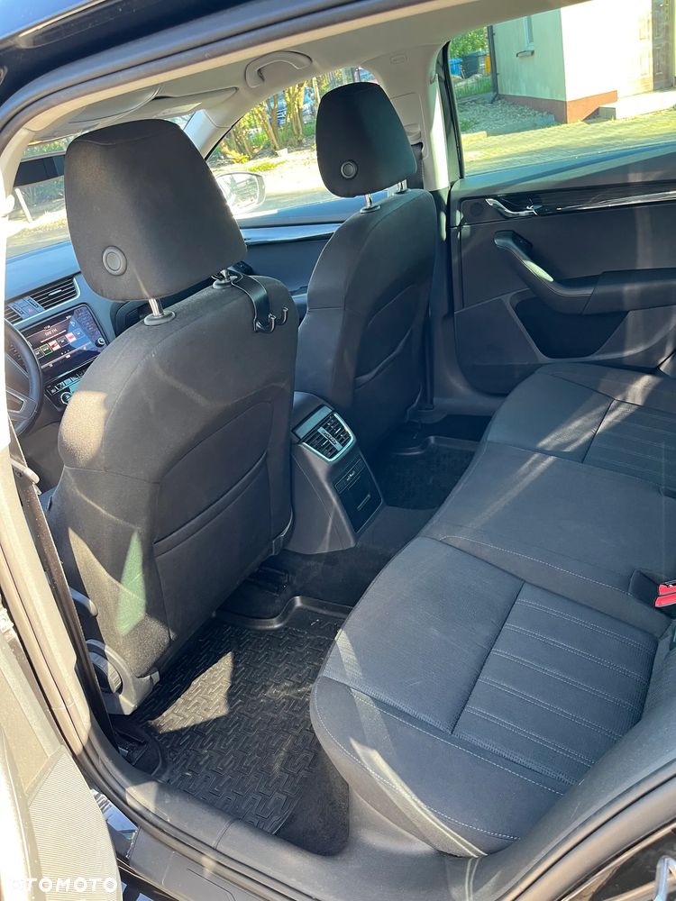 Skoda Octavia 2.0 TDI Style DSG - 20