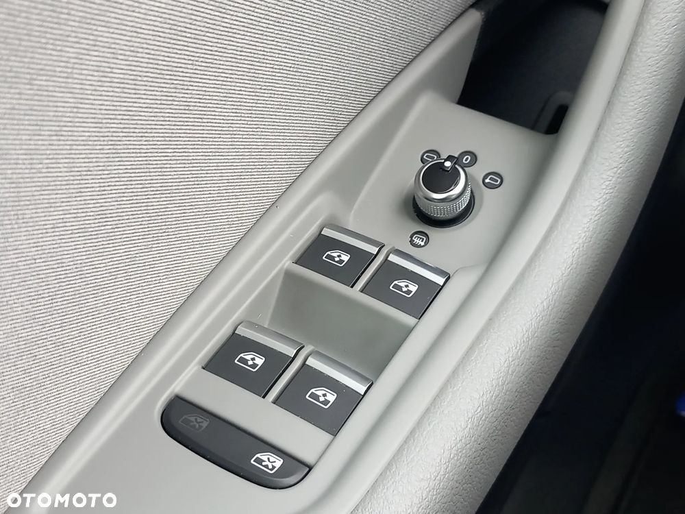 Audi A4 Avant 35 TFSI S tronic - 21