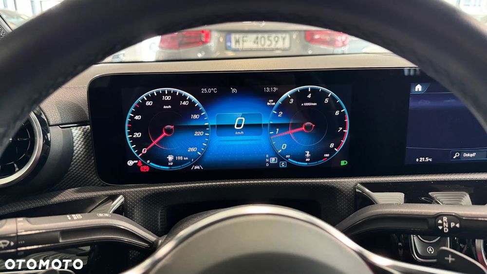 Mercedes-Benz CLA 180 Progressive 7G-DCT - 15