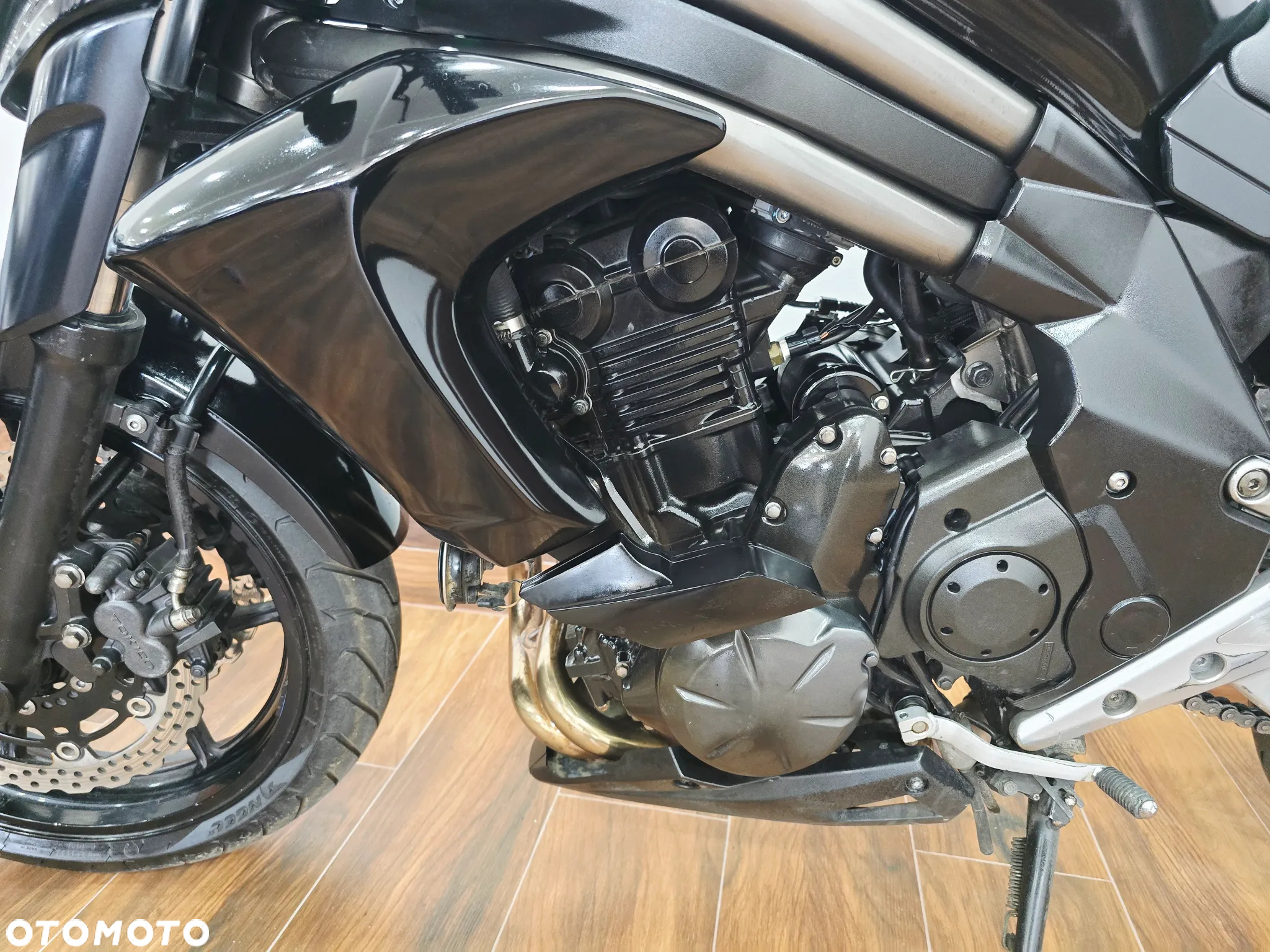 Kawasaki ER - 12