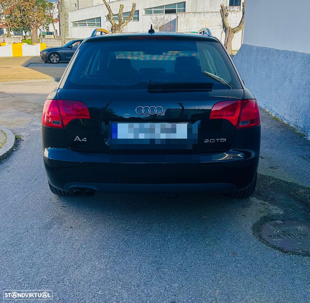 Audi A4 Avant 2.0 TDI DPF - 9