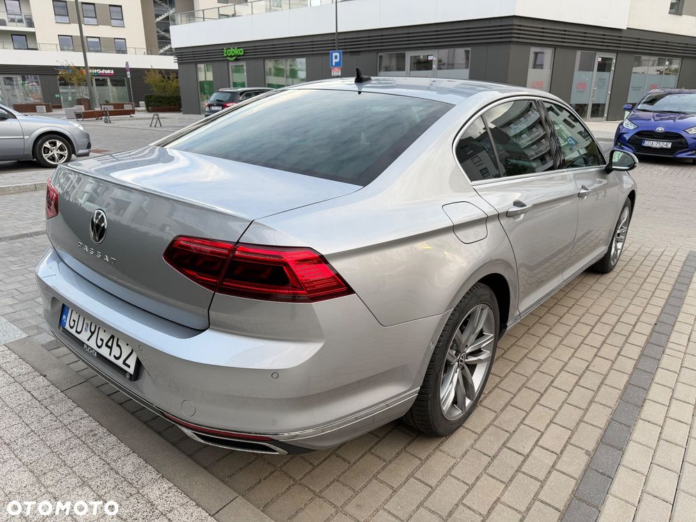 Volkswagen Passat 1.5 TSI EVO Elegance DSG - 5