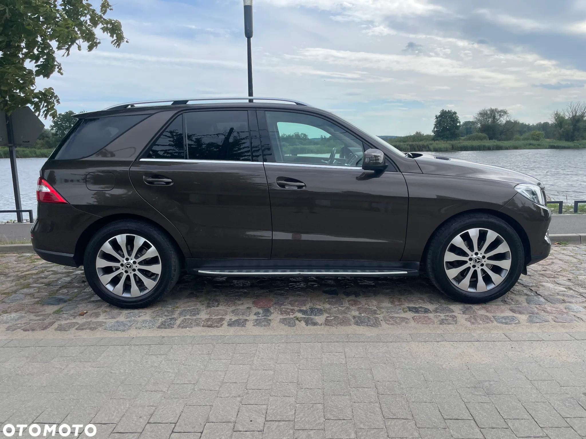 Mercedes-Benz ML 350 BlueTec 4-Matic - 5