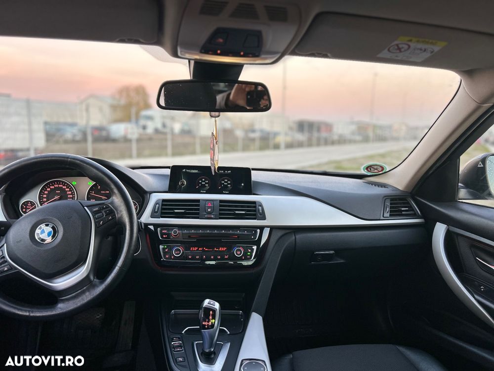 BMW Seria 3 320d Touring Aut. Sport Line - 16