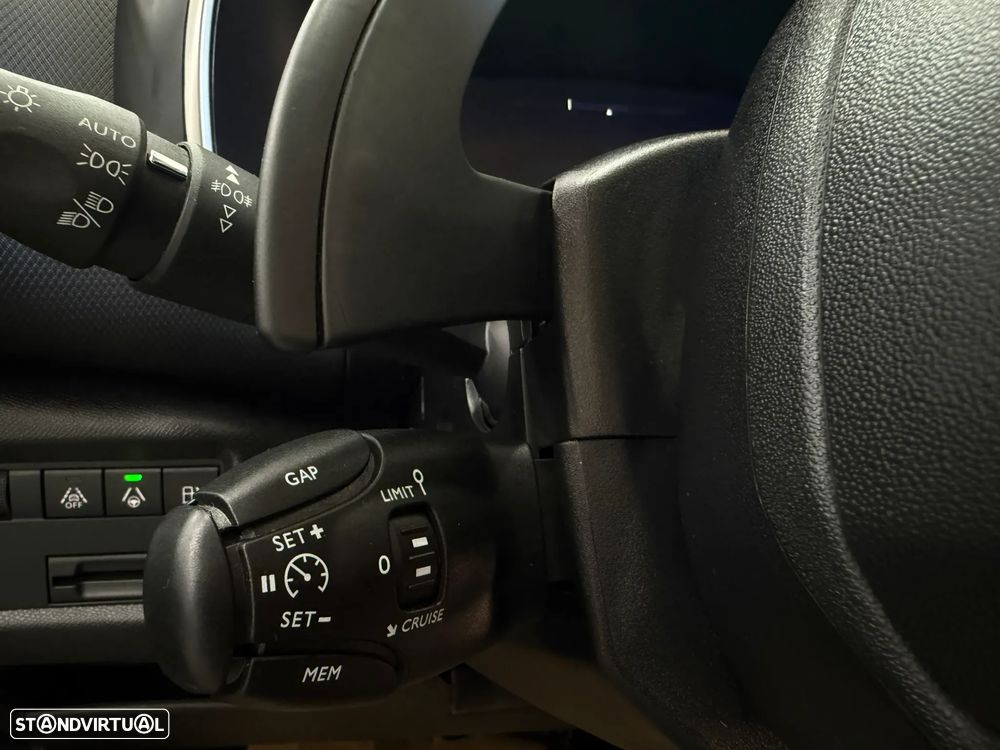 Citroën C5 Aircross 1.6 Hybrid Plus e-EAT8 - 32