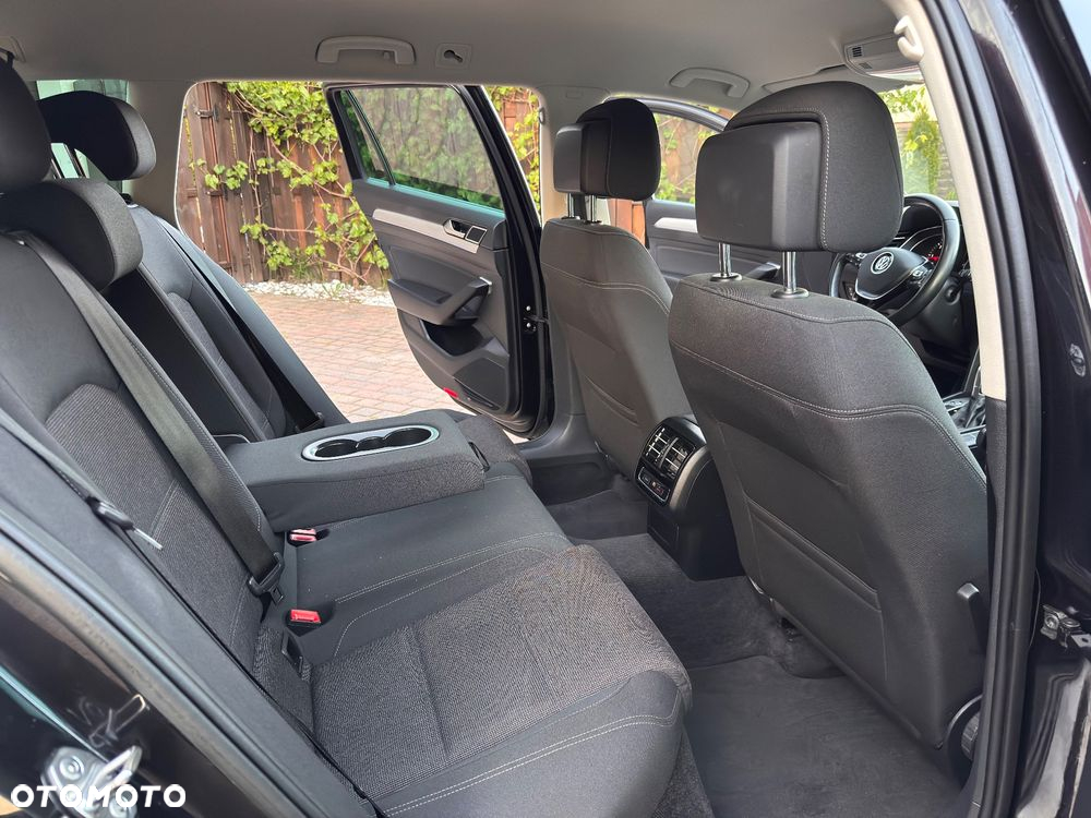 Volkswagen Passat 2.0 TDI BMT Comfortline DSG - 23