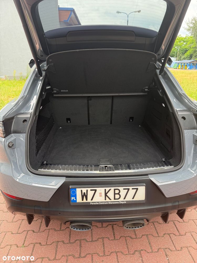 Porsche Cayenne Turbo GT - 12