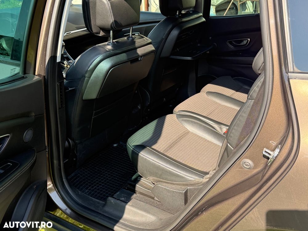 Renault Scenic ENERGY dCi 110 EDC BOSE EDITION - 11