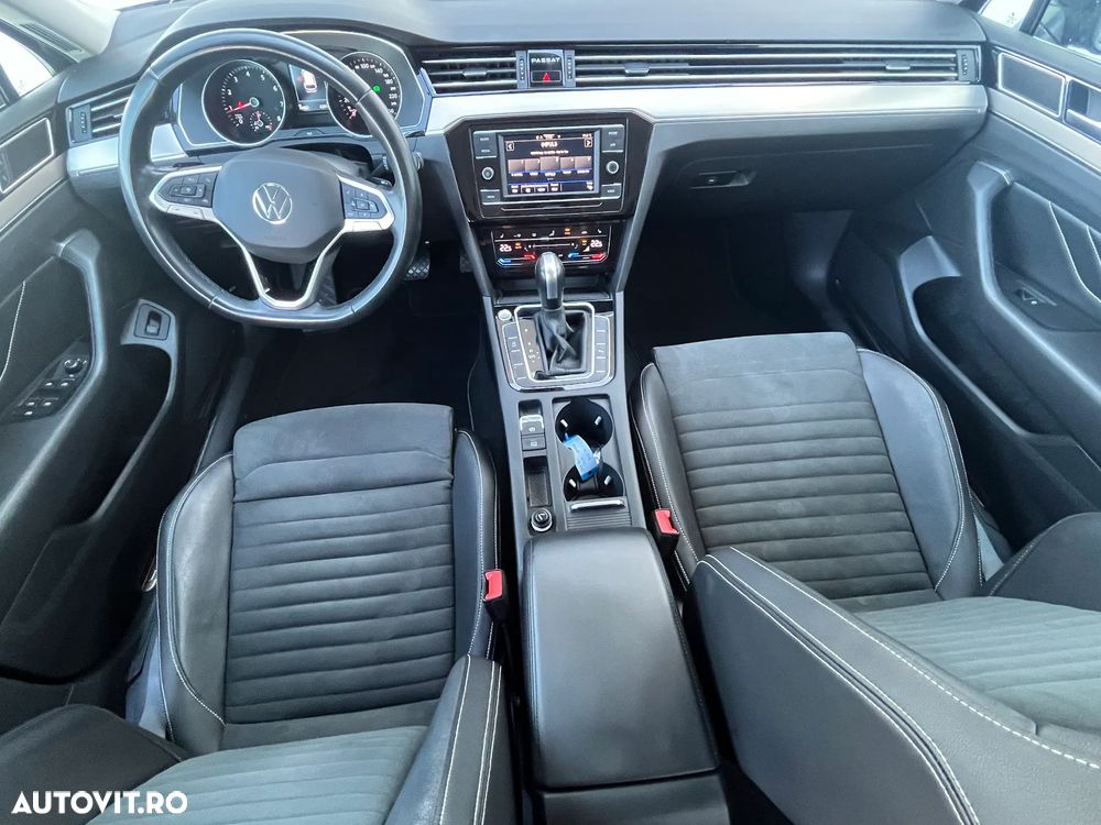 Volkswagen Passat 2.0 TDI DSG Highline - 11