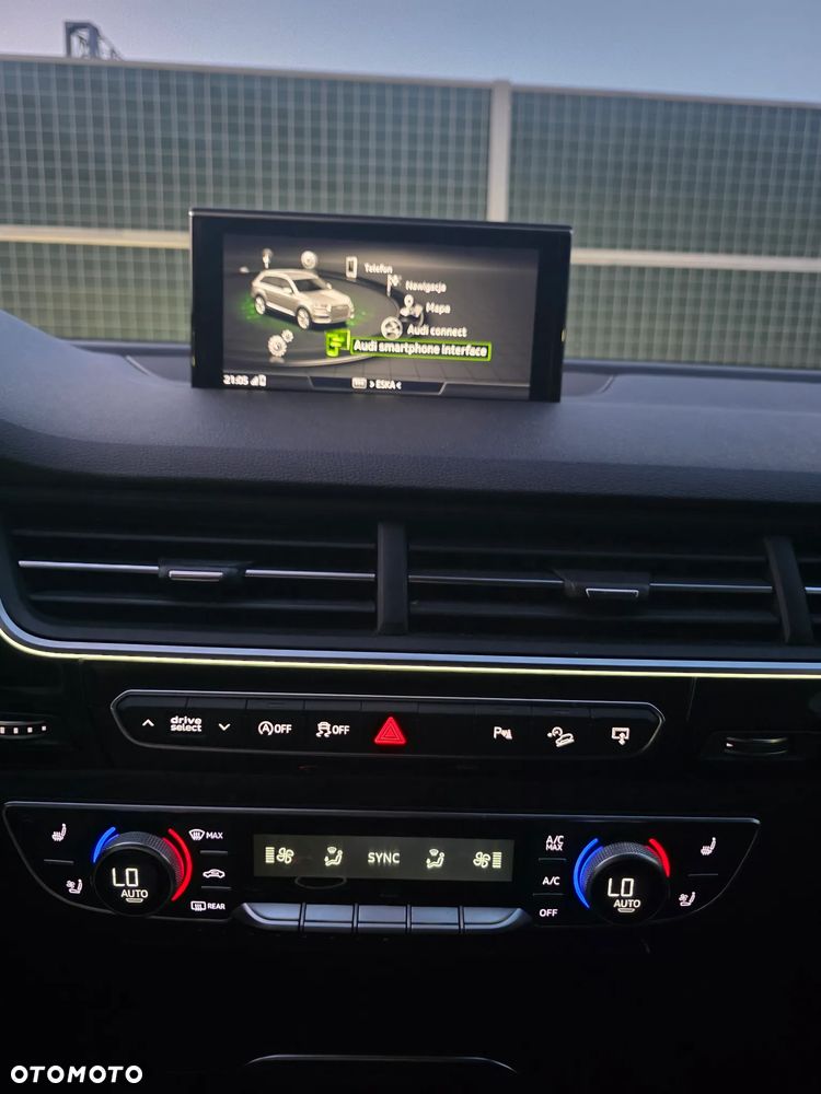 Audi Q7 - 15