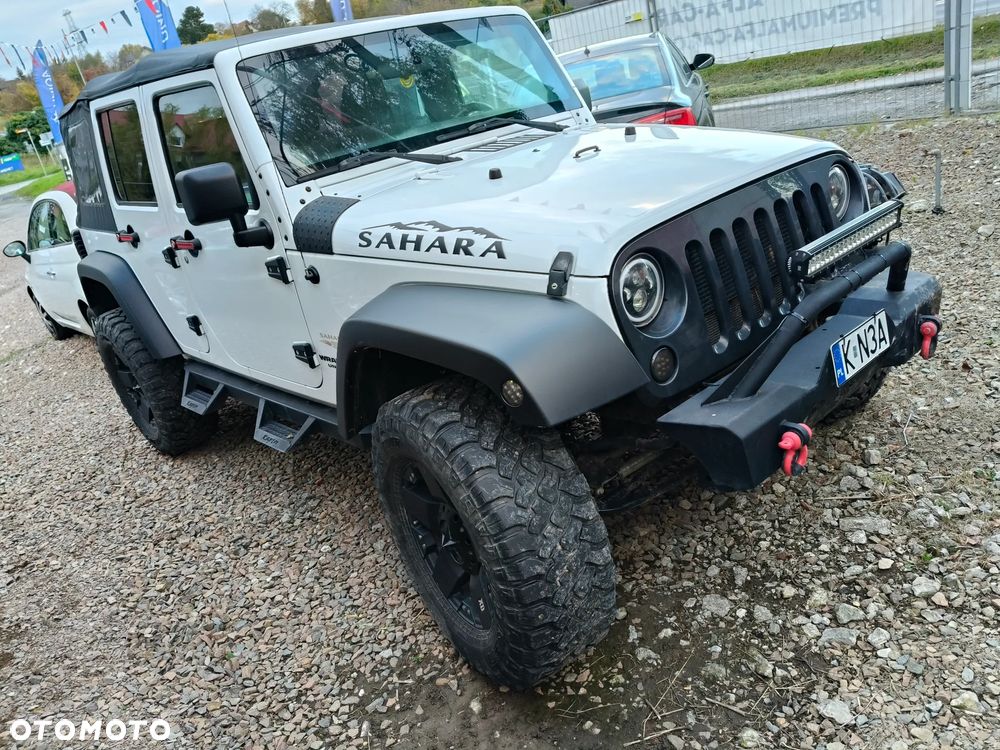 Jeep Wrangler - 23