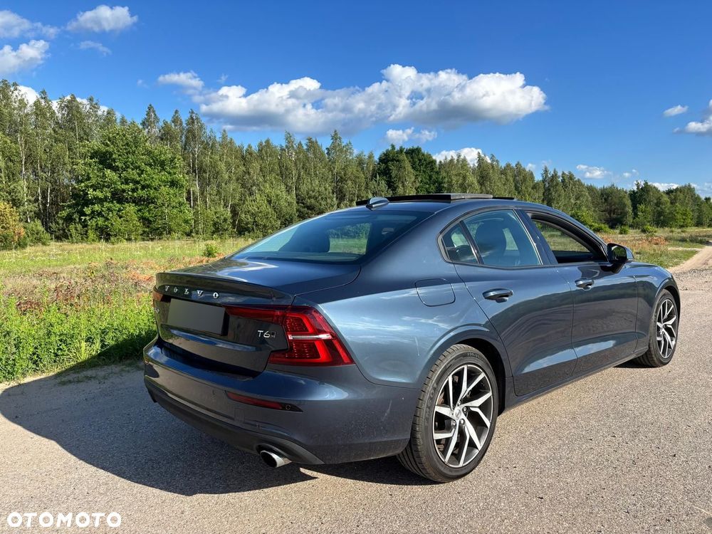 Volvo S60 T6 AWD Momentum Pro - 5