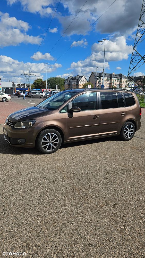 Volkswagen Touran 1.4 TSI Comfortline DSG - 6