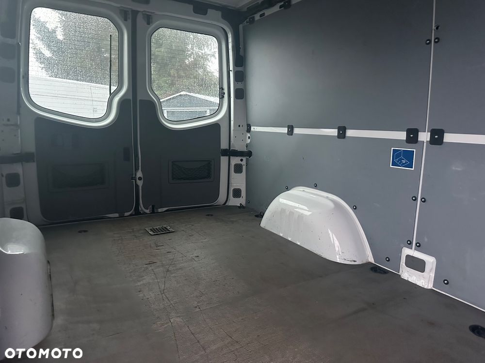 Volkswagen Crafter 2.0tdi 160ps L2H1 Klima stan extra - 22