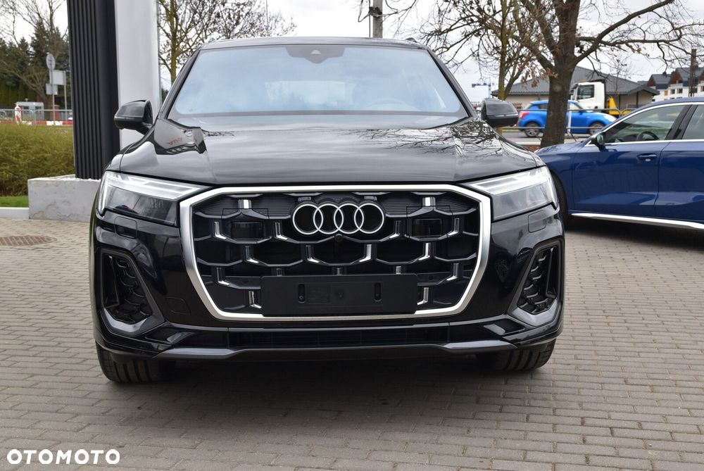 Audi Q7 - 3