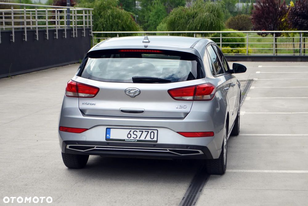 Hyundai i30 1.5 DPI Modern - 32