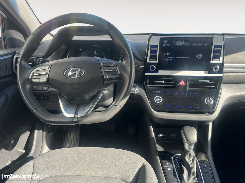 Hyundai Ioniq 1.6 GDI PHEV - 11