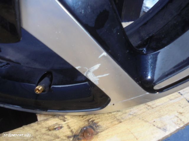 Jante Solta 403000684R RENAULT TWINGO 3 FASE 1 2018 1.0I 71CV 5P BRANCO 38 5.5Jx15 4X100 59.9MM TRAS - 3