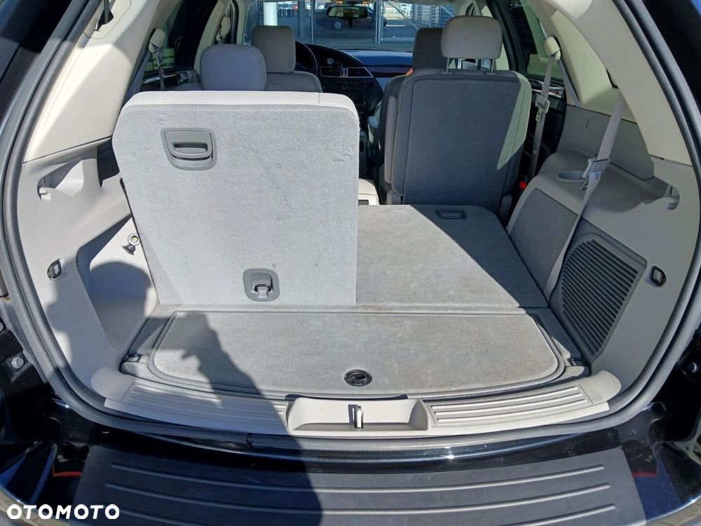 Chrysler Pacifica - 33