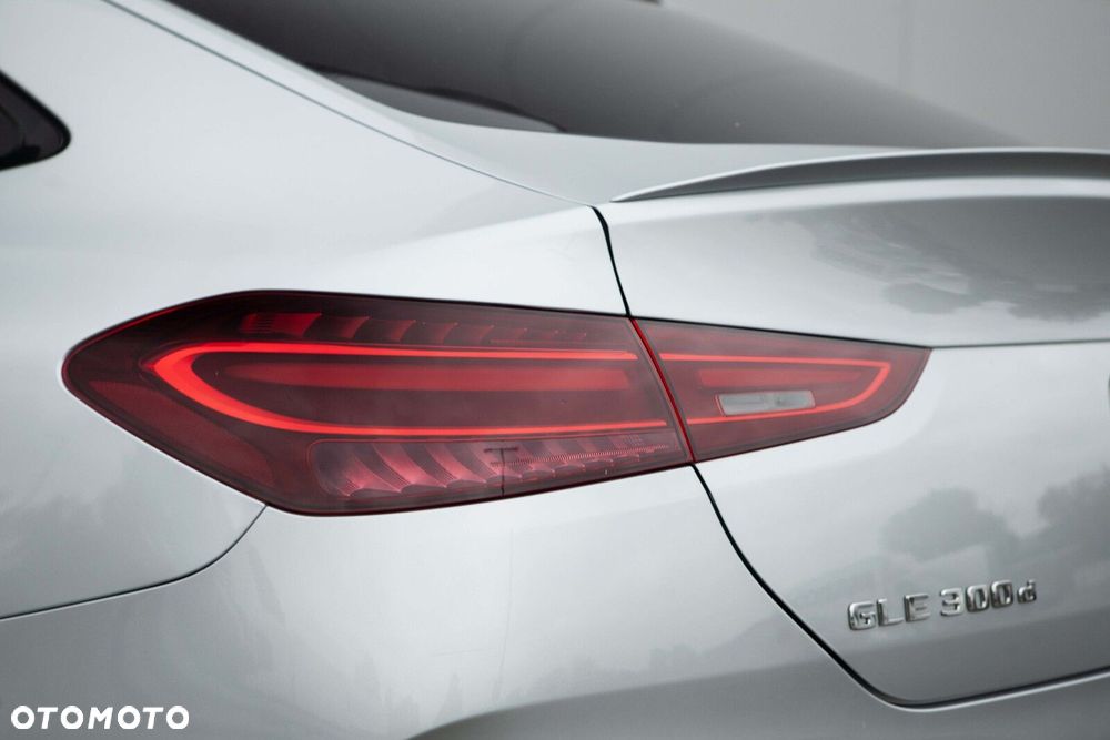 Mercedes-Benz GLE 300 d mHEV 4-Matic AMG Line - 8