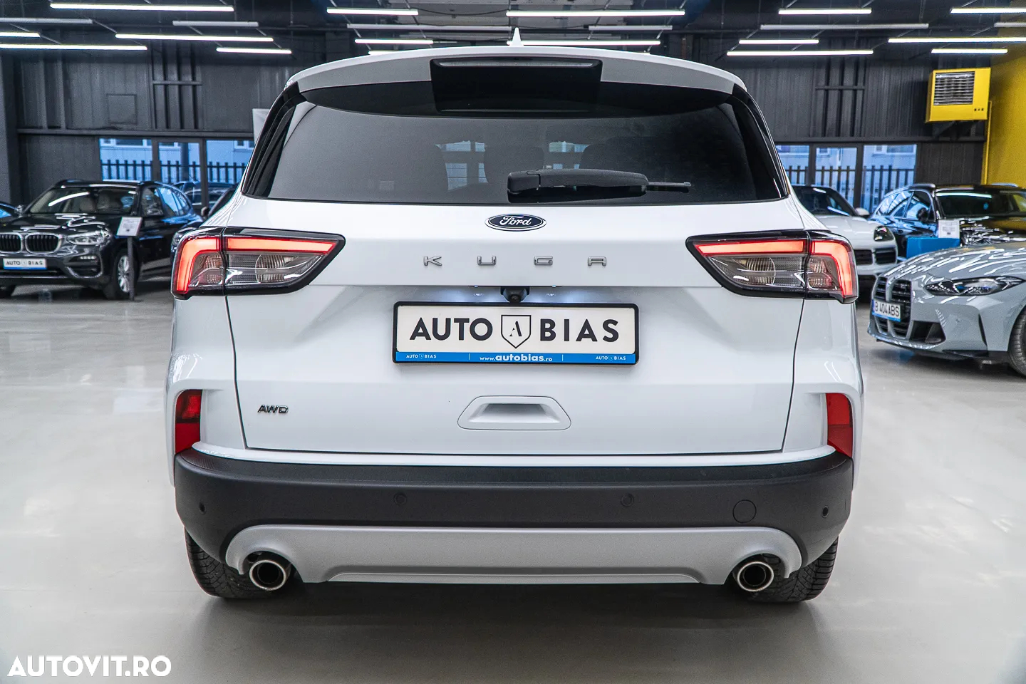 Ford Kuga 2.0 EcoBlue A8 AWD Titanium - 25