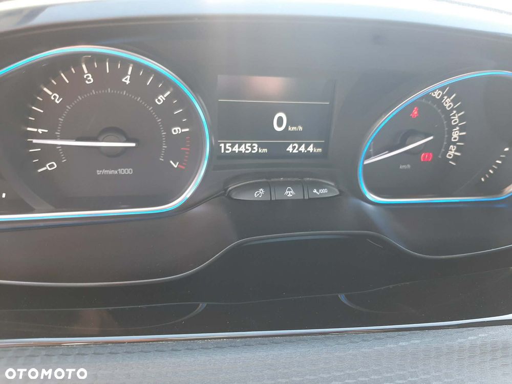 Peugeot 2008 PureTech 110 Stop&Start Allure - 17