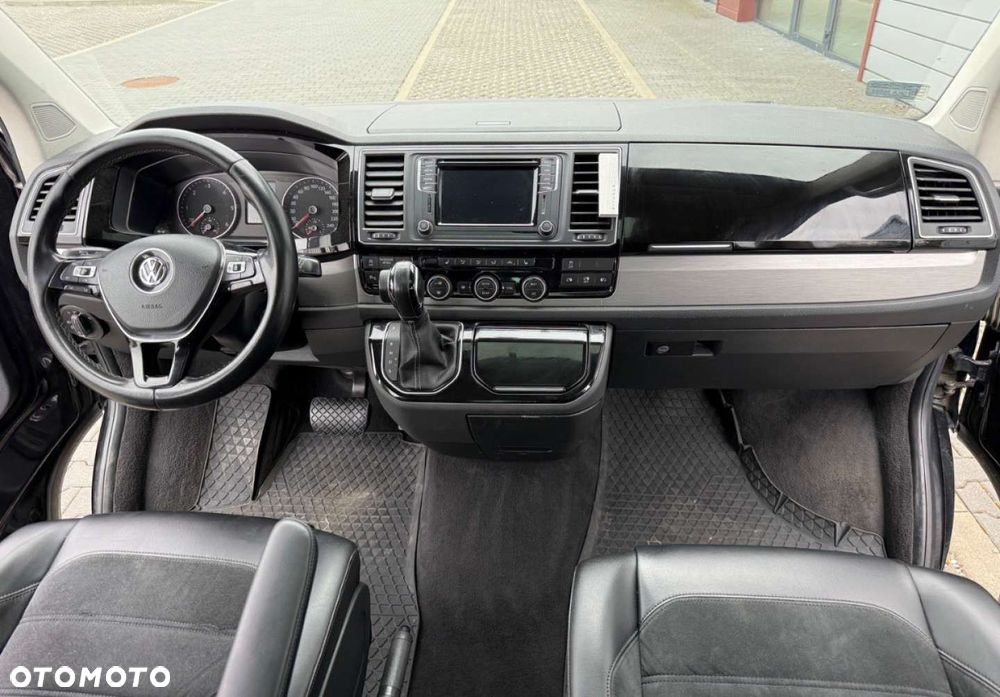 Volkswagen Multivan - 22
