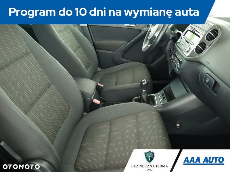 Volkswagen Tiguan - 9