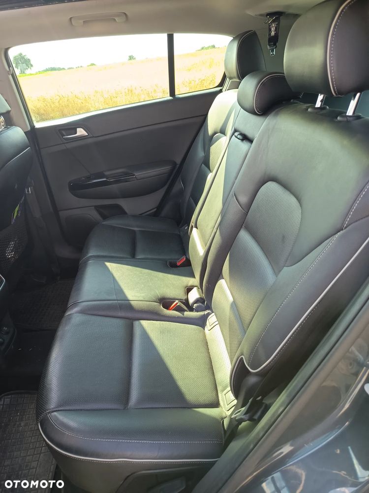 Kia Sportage 1.7 CRDI 2WD ISG Attract - 8