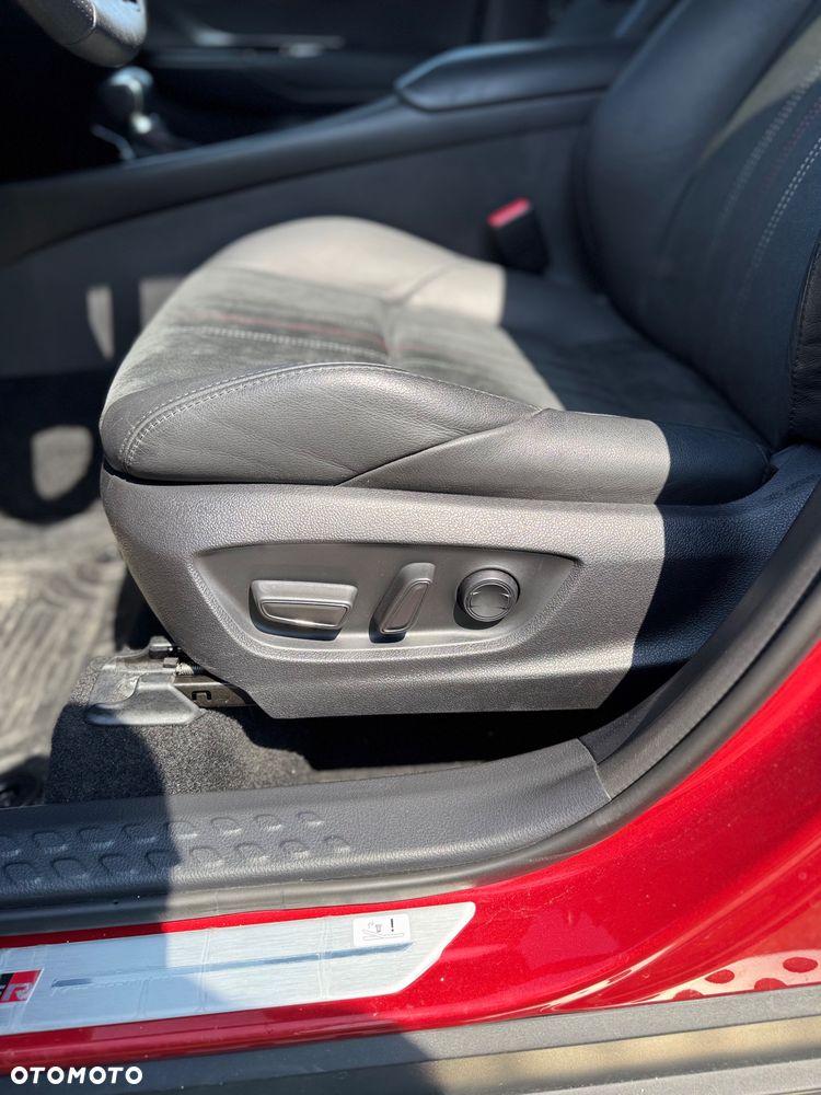 Toyota C-HR 1.8 Hybrid GPF GR Sport - 25