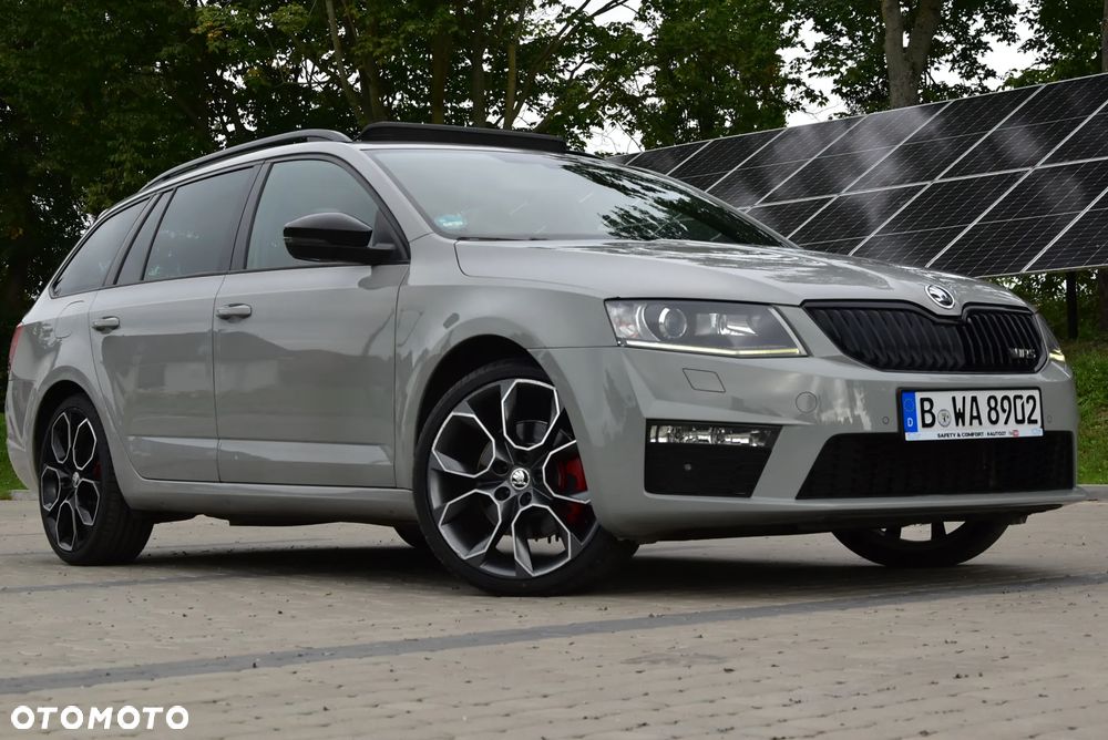 Skoda Octavia 2.0 TDI DSG RS - 2