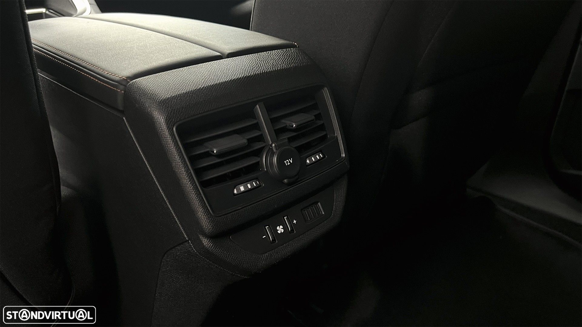 Peugeot 5008 1.2 PureTech Allure EAT8 - 30