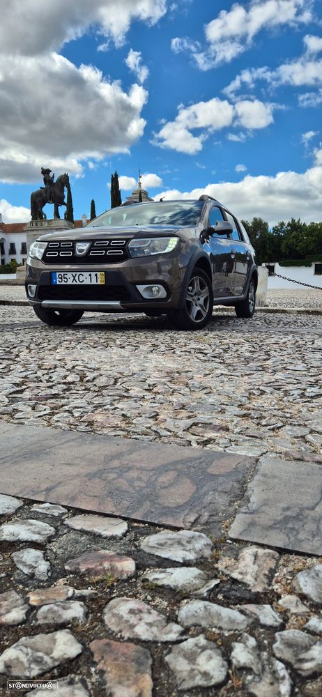 Dacia Logan MCV 0.9 TCe Stepway - 3