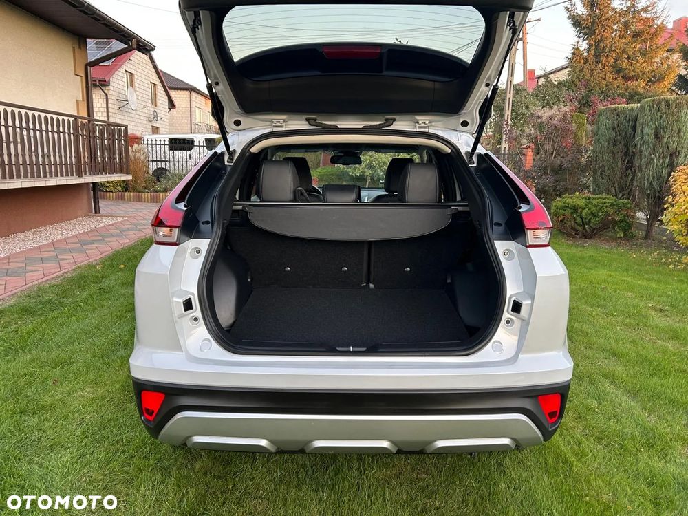 Mitsubishi Eclipse Cross - 14