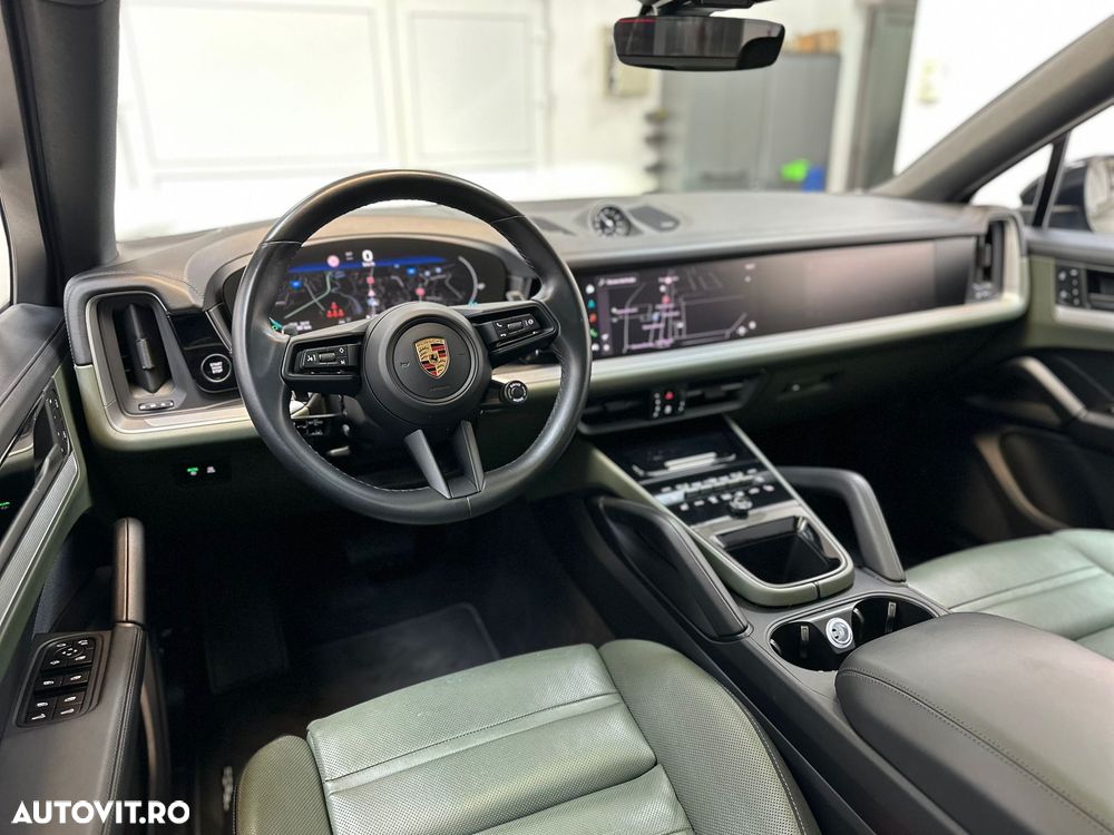 Porsche Cayenne Coupe Black Edition - 11