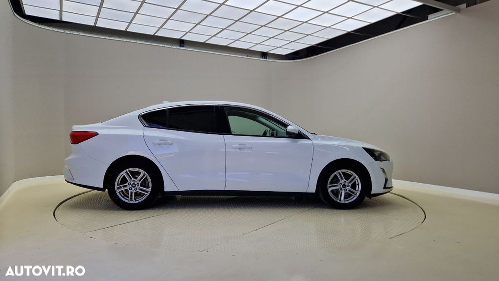 Ford Focus 1.5 EcoBlue Trend Edition - 6