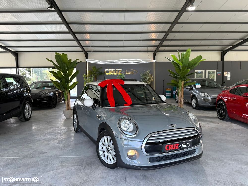 MINI 3 Portas Cooper D - 1