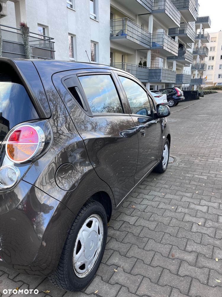 Chevrolet Spark 1.0 Base+ - 10
