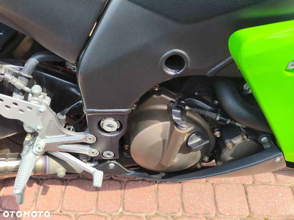 Kawasaki ZX - 6